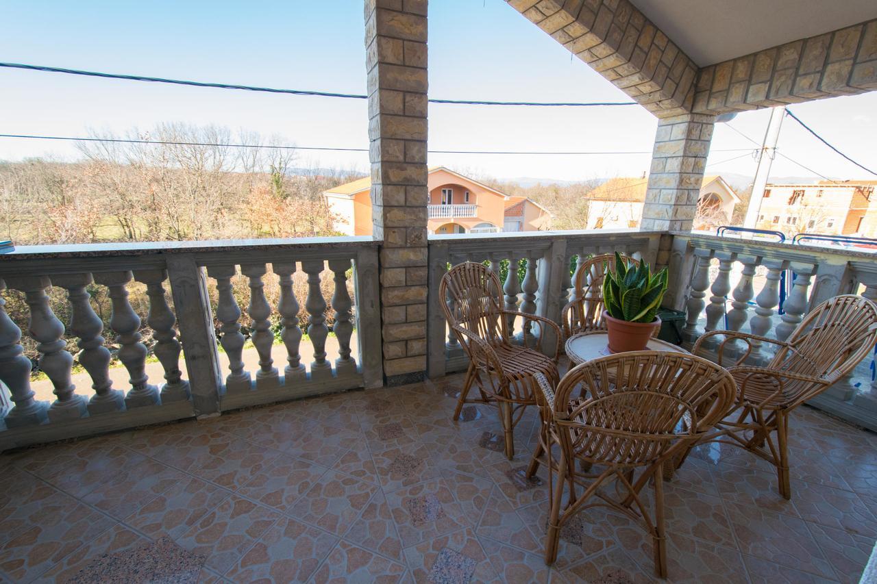 Apartment Hajdi Malinska Exterior foto