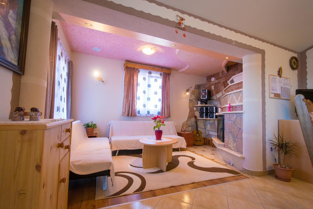 Apartment Hajdi Malinska Exterior foto